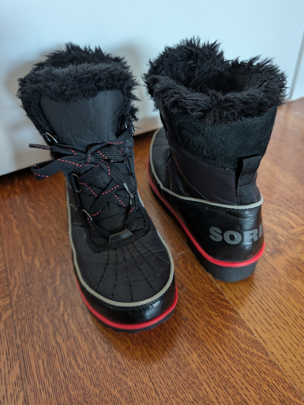 Sorel Tivoli Black Winter Snow Boots with Fur Trim Waterproof Women's Size 8